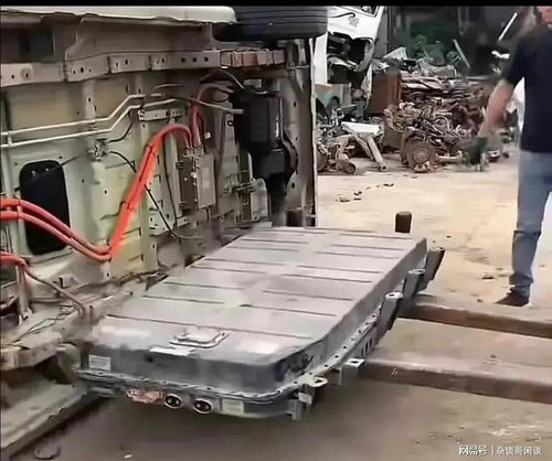 再次強(qiáng)調(diào) 新能源汽車(chē)不是高科技,傳統(tǒng)燃油車(chē)公司能快速研發(fā)出來(lái)